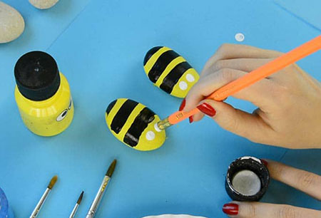 زنبور عسل سنگی