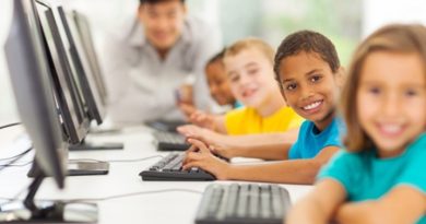 ۹۲ درصد والدین به کودک آنلاین نظارت ندارند