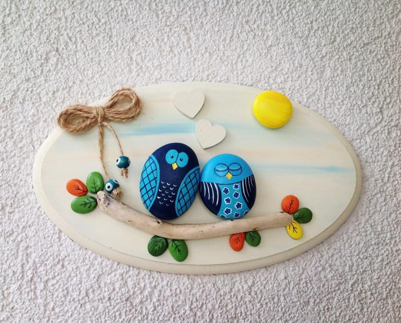 ساخت تابلو با استفاده از سنگ های رودخانه ای