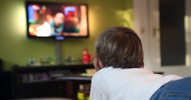 تأثیر اخبار منفی و بد بر کودک در گفت‌وگو با یک روانشناس کودک