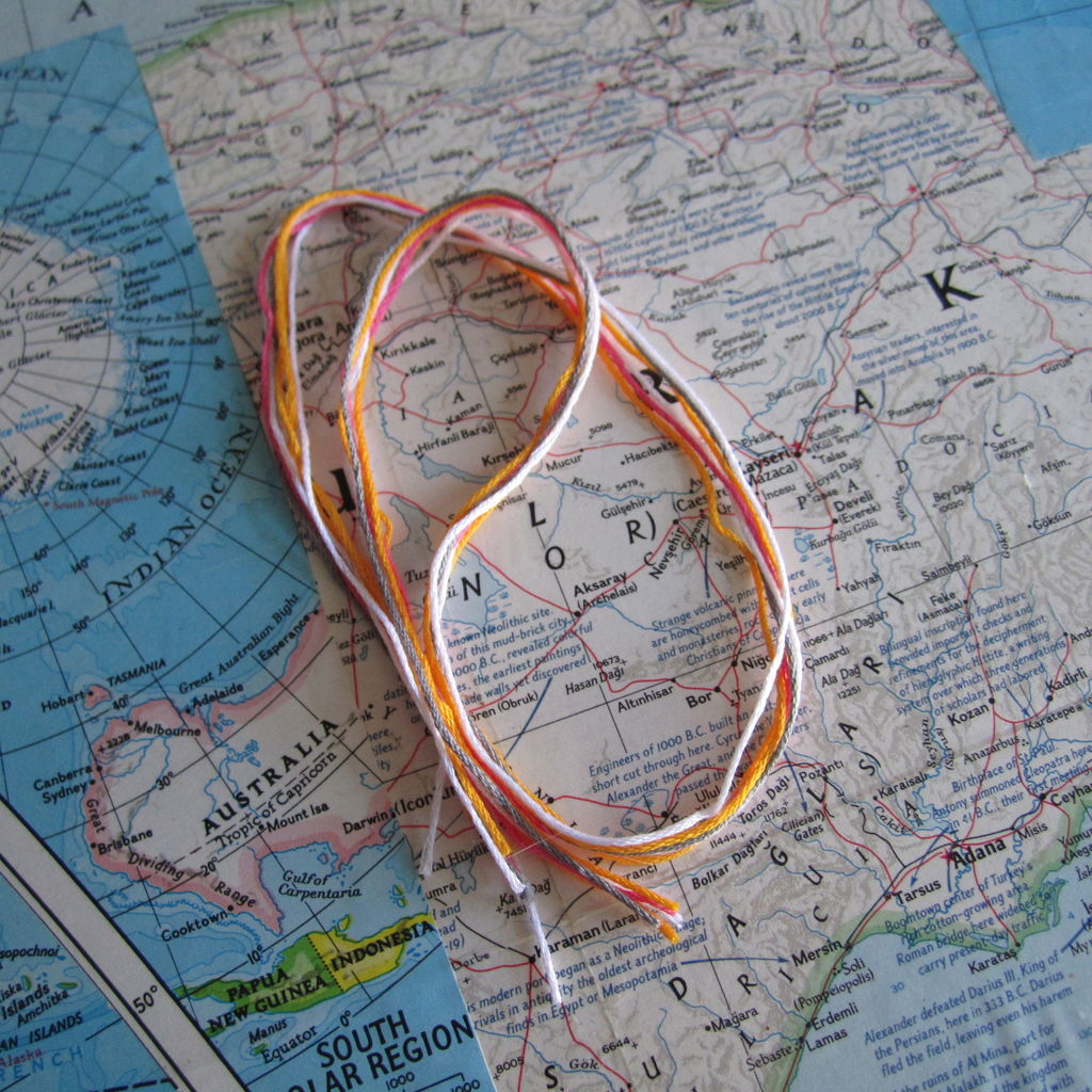 دستبند دوستی