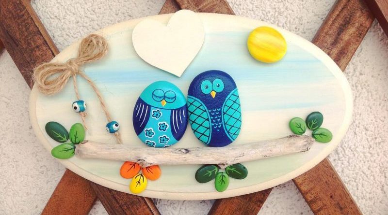 ساخت تابلو با استفاده از سنگ های رودخانه ای