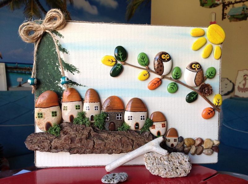 ساخت تابلو با استفاده از سنگ های رودخانه ای