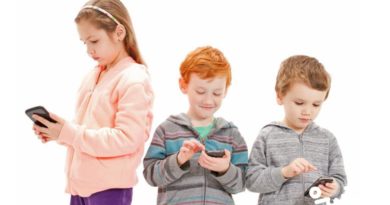 آیا موبایل و وای فای برای کودکان مضر است؟