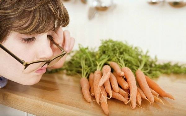 بهترین مواد غذایی برای تقویت بینایی کودکان