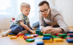 چگچگونه باید با گودگان بازی کنیم