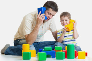 چگونه باید با کودکان بازی کنیم