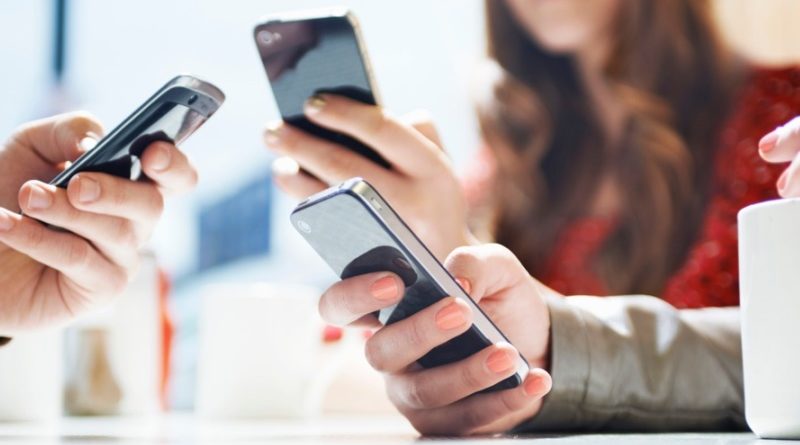 دختران نوجوان مشتاق تر