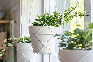 آویز نخی گلدان