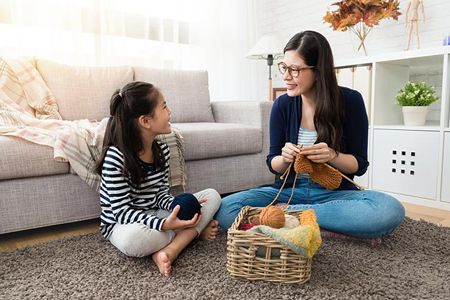 در خانه بمانیم