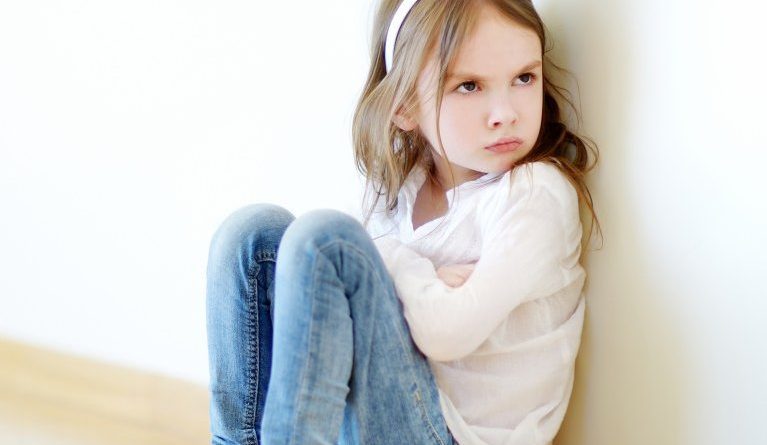 گفتن این 11 نکته به کودکان ممنوع!