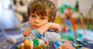 چرا حوصله بچه هایتان سر میرود؟