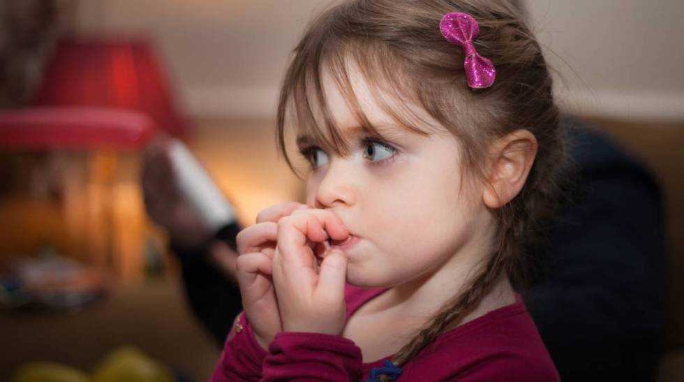 جویدن ناخن در کودکان