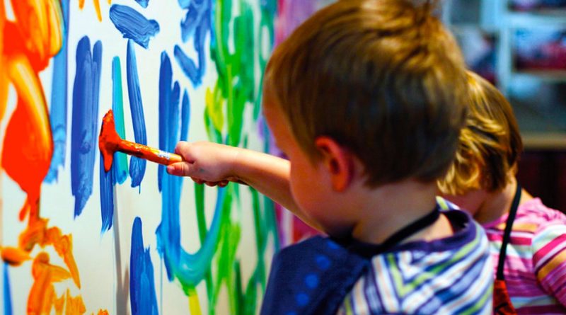 علاقه مندی کودکان به رنگ‌ها