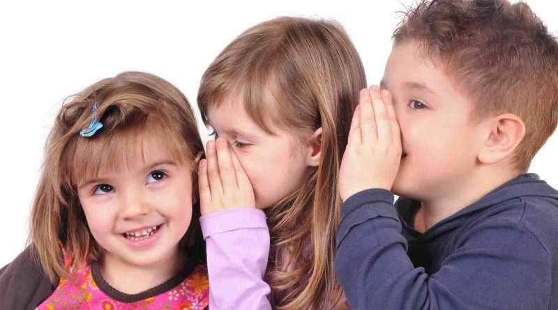 راهکارهای تربیتی کودک فضول و خبرچین