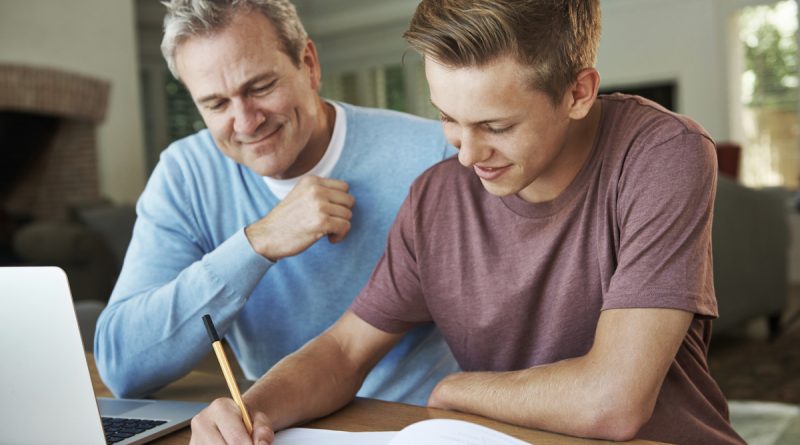 روابط صمیمانه در دوران نوجوانی