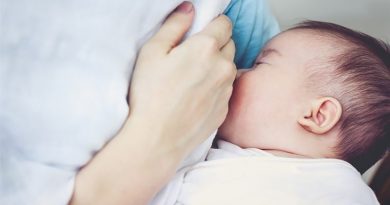 تغذیه با شیر مادر-شیردهی