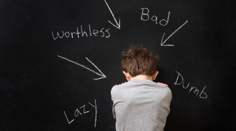 افرادی که اعتماد به نفس شما را می کشند!