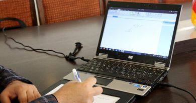 توزیع ۵۰هزار تبلت بین دانش‌آموزان و دانشجویان نیازمند تا پایان مهر+ سیمکارت و اینترنت رایگان