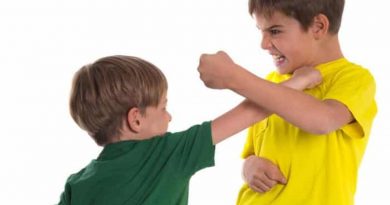 دست بزن در کودکان