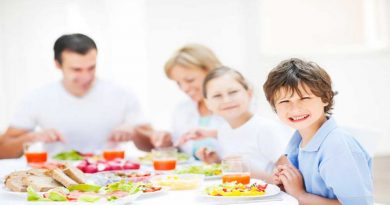 فواید غذا خوردن با خانواده