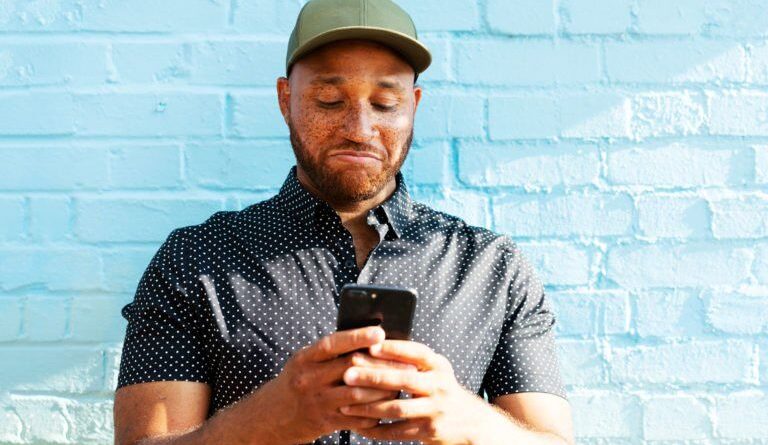 چرا آیفون اجازه‌ی ضبط مکالمه‌ها را نمی‌دهد؟