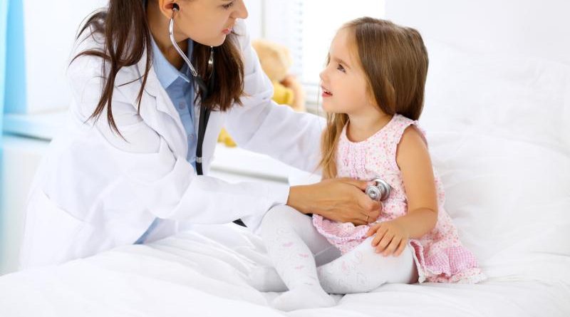 متخصص اطفال