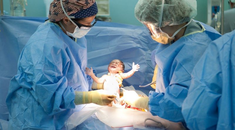 زایمان-نوزاد