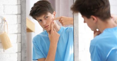 مشکل نوجوانان با ظاهر خود