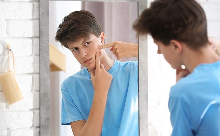 مشکل نوجوانان با ظاهر خود