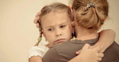 وابستگی کودک به مادر