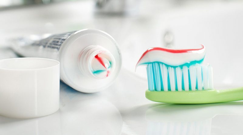 کاربرد خمیر دندان