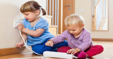 برق گرفتگی کودکان