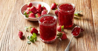 مربای توت‌فرنگی