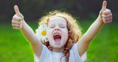 کودک خوش بین