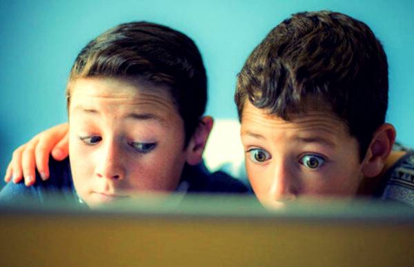 تصاویر مستهجن