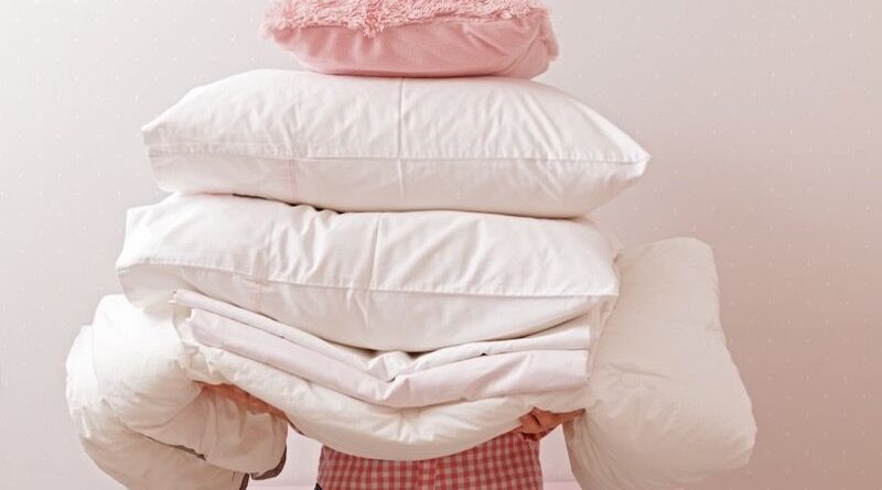 بالش و تشک را با این روش‌ تمیز کنید