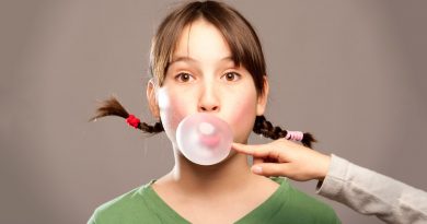 جویدن آدامس