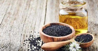 سیاه‌دانه و عسل